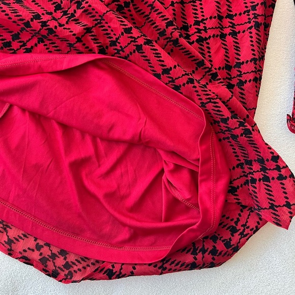 NWOT Tommy Hilfiger Smocked Neck Chiffon Shift Dress 8 - Picture 6 of 13